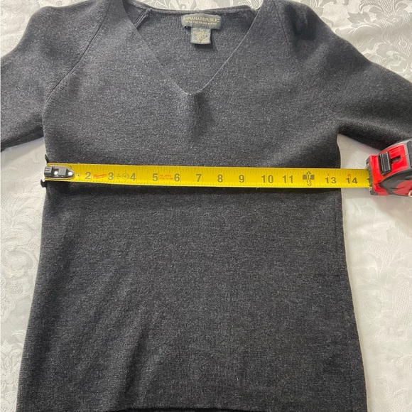 Banana Republic Sweater Women Medium Dark Gray Merino Wool V Neck Pullover - Picture 5 of 7